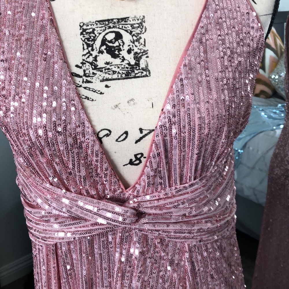 Dress - Picture 4 of 6